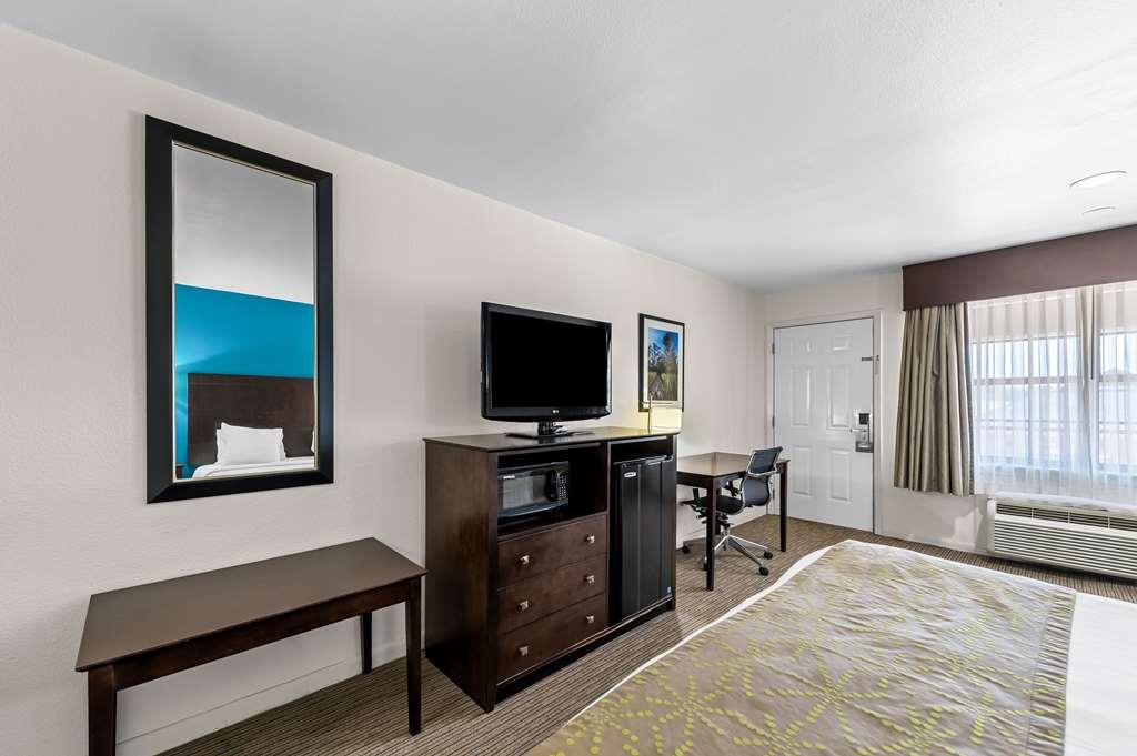 Best Western Delhi Inn Quarto foto
