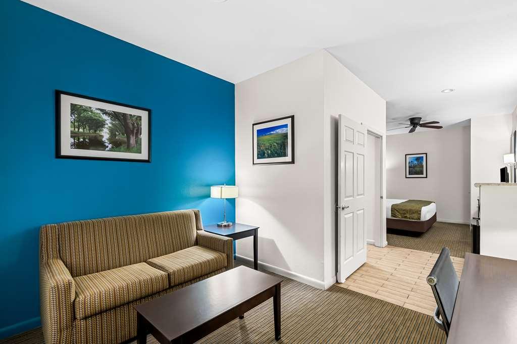 Best Western Delhi Inn Quarto foto